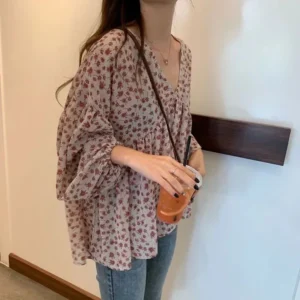 New Spring and Summer Fashionable Sweet and Loose Versatile Top with A V-neck Floral Long Sleeved Chiffon Shirt for Women 9307 - Image 6
