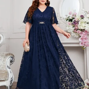 Wow! 2025 New Arrival Plus Size Bridesmaid Lace Dress – Elegant V-Neck & Flare Skirt! ✨
