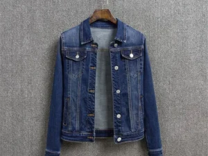 Coats & jackets