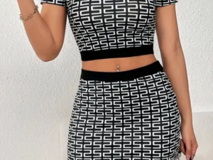 All-over printed elastic waist skirt and T-shirt two-piece set