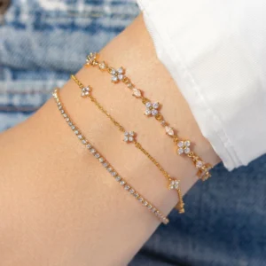 New Luxury Pink Crystal Bowknot Cubic Zirconia Pendant Bracelet Women Blue Butterfly Shiny Rhinestone Bangle Jewelry - Image 5