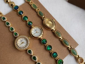 Womens Watches for Girls Wrist Quartz Watch Bangle Bracelet Style Gold Green Diamond Orologio Ladies Luxury Wristwatch New Clock