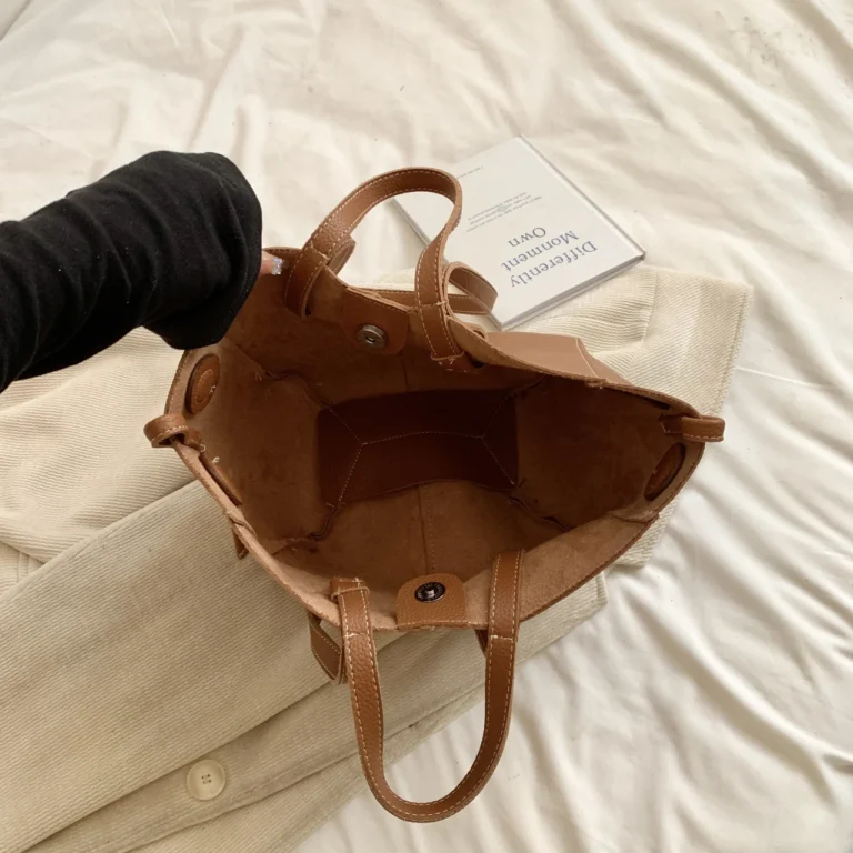 Kleine Nischendesign-Pendeltasche mit großem Fassungsvermögen für Damen 2024, neue Herbst-Retro-Mode-Handtasche, vielseitige Einkaufstasche - Image 6
