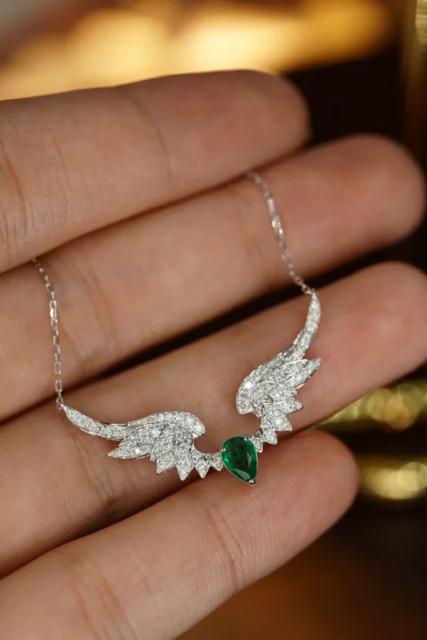 Aazuo Real 18K Solid White Gold Jewelry Natural Emerald Real Diamonds Double Wings Shpae Necklace With Chain Gifted For Women - Image 5