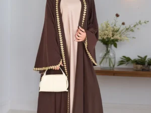 Muslim Womens Abaya with Gold Heart Loose Robe Dress Ideal for Islamic Modest Fashion Daily Wear Prayers Weddings Religiou Event