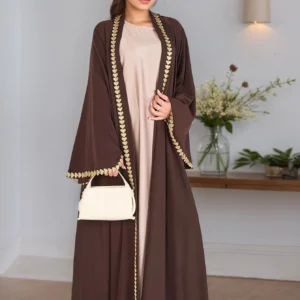 Muslim Womens Abaya with Gold Heart Loose Robe Dress Ideal for Islamic Modest Fashion Daily Wear Prayers Weddings Religiou Event