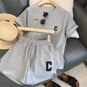 2024 Women's Summer Suit Loose Short Sleeve T-Shirt Casual Shorts Sports Print Letters Casual Two-Piece Set - Image 3