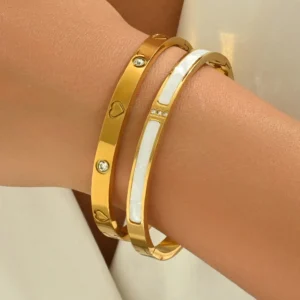2-piece stainless steel gold four-leaf clover bracelet Love lucky four-leaf clover nail bracelet set, not easy to fade suitable - Image 4