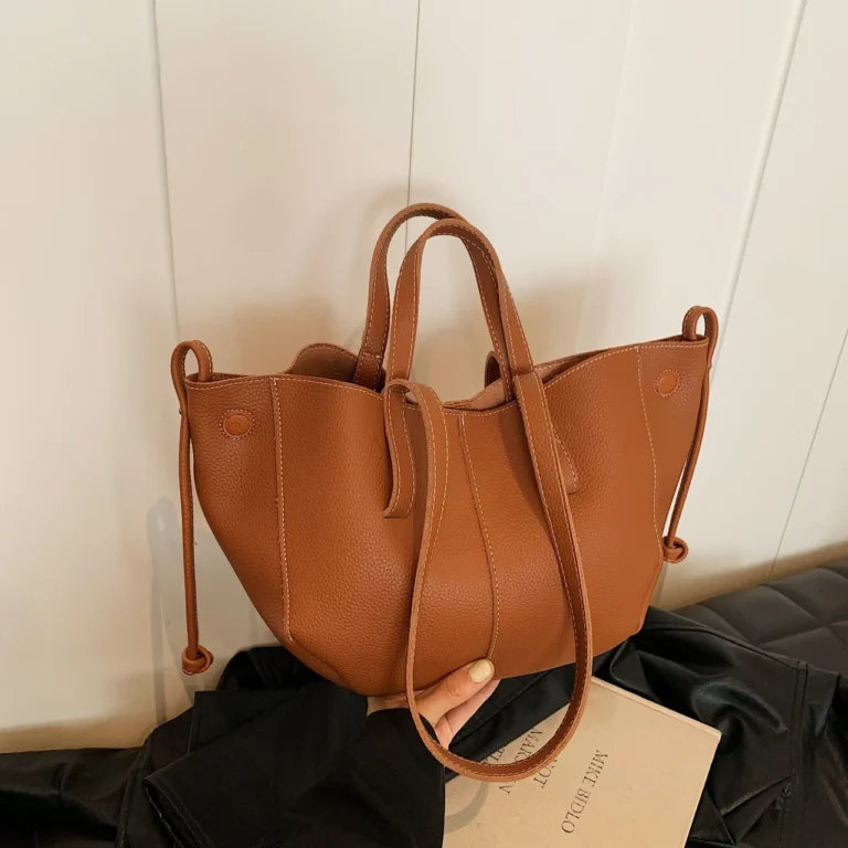 Kleine Nischendesign-Pendeltasche mit großem Fassungsvermögen für Damen 2024, neue Herbst-Retro-Mode-Handtasche, vielseitige Einkaufstasche