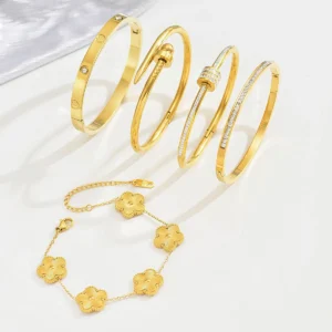 Europe And The United States Hot Stainless Steel Four-leaf Clover Lucky Bracelet Fashion Women's Nail Bracelet Gold Bangles - Image 3
