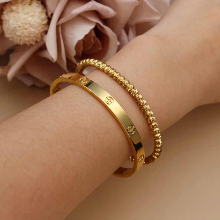 XCB-019 High Polished Stainless Steel Gold Color Waterproof Bracelet Light Luxury Luster Zircon Women's Bangle Fashion Jewellery - Image 7