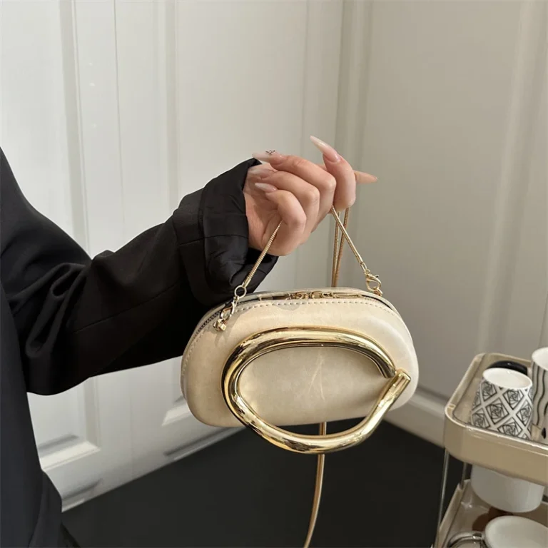 Luxury European And American Metal Frame Small Square Bag Zipper Lock High-end Fashion Versatile Evening Essential Crossbody Bag - Image 3