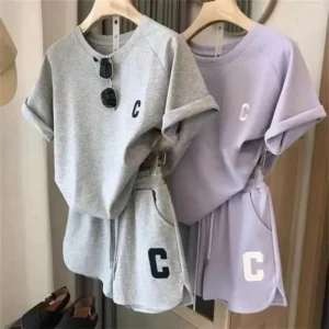 2024 Women's Summer Suit Loose Short Sleeve T-Shirt Casual Shorts Sports Print Letters Casual Two-Piece Set - Image 4