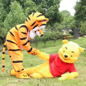 Disney Pooh Bear Mascot Costume Cartoon Character Winnie Bear Hilarious Cosplay Suit Advertising Carnival Party Fancy Dress - Image 5