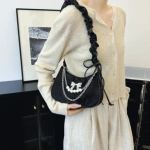 Trendy Butterfly Knot Underarm Bag Single Shoulder New Moon Women's Personalized Fashionable Compact Polyurethane Square Bag - Image 3