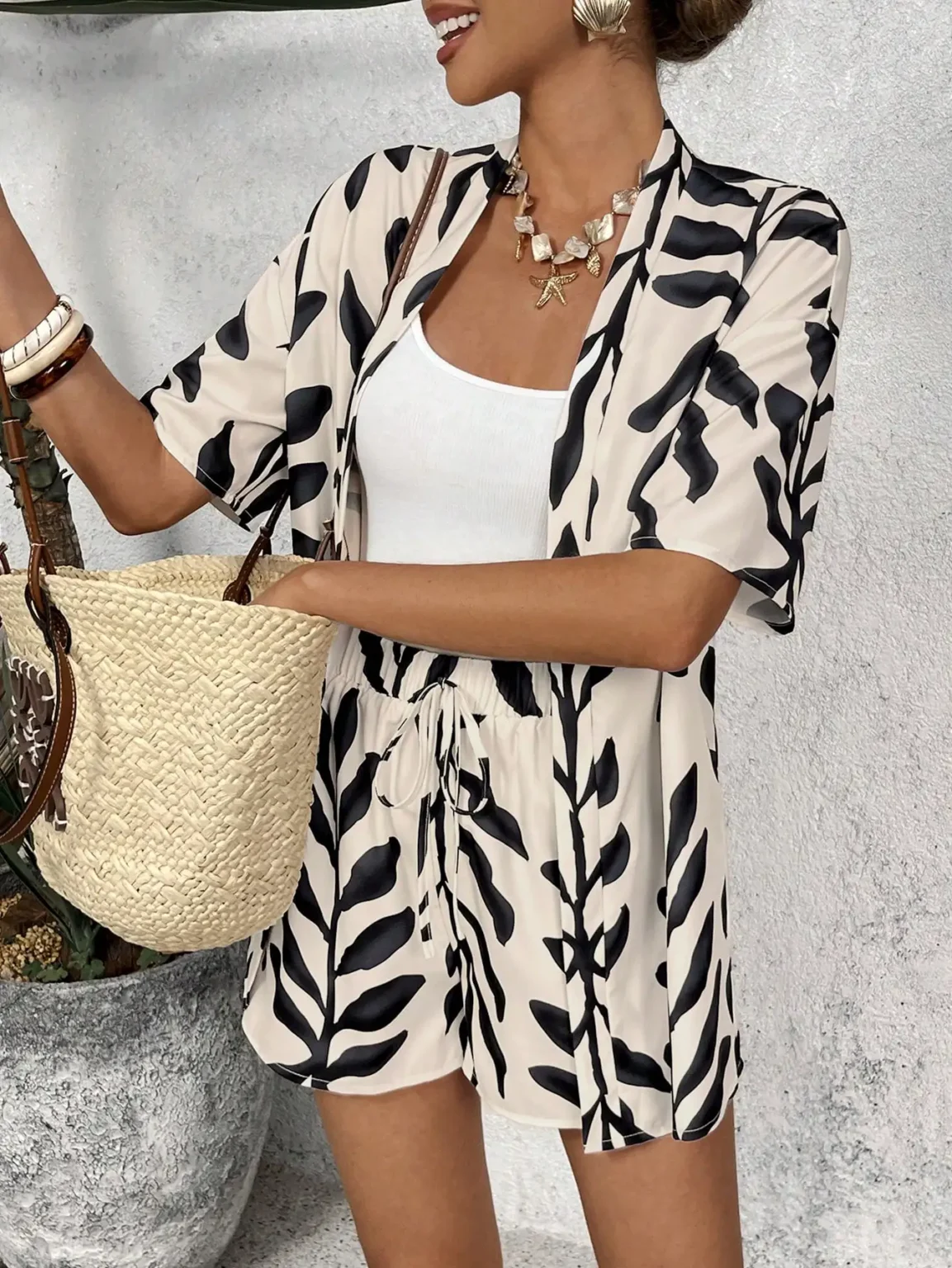 Woman Lady Set Casual Geometric Blouse Holiday Loose Shorts Short Sets Woman 2 Piece Set Outfit Summer Women's suit Good Selling - Image 3