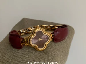 New belt women's watch flower dial fashionable light luxury bracelet, gift for girlfriend, party jewelry