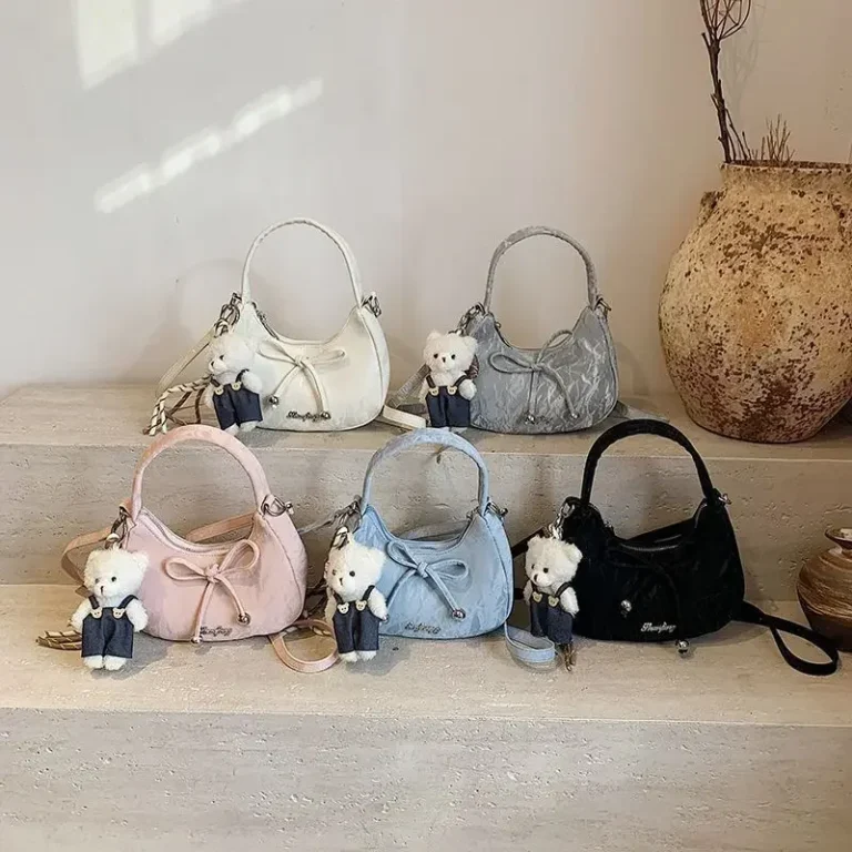 Fashionable Butterfly Knot Women's Crossbody Bag Underarm Single Shoulder Commuter Bag Stylish Versatile New Arrival - Image 4