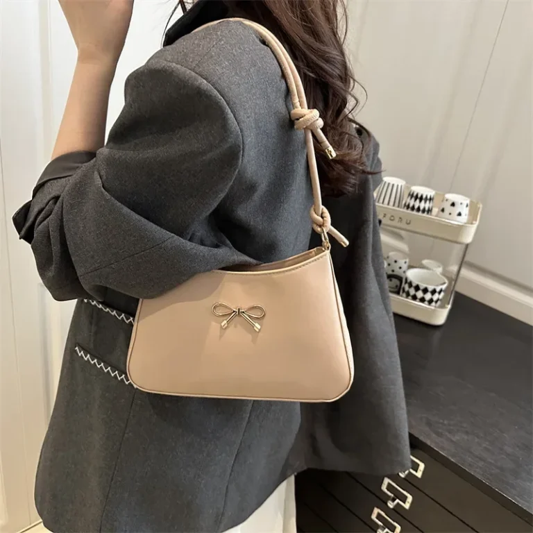 French Butterfly Knot Large Capacity Casual Solid Retro Simple Quality Women's Single Shoulder Armpit Bag Soft Square Shape - Image 2