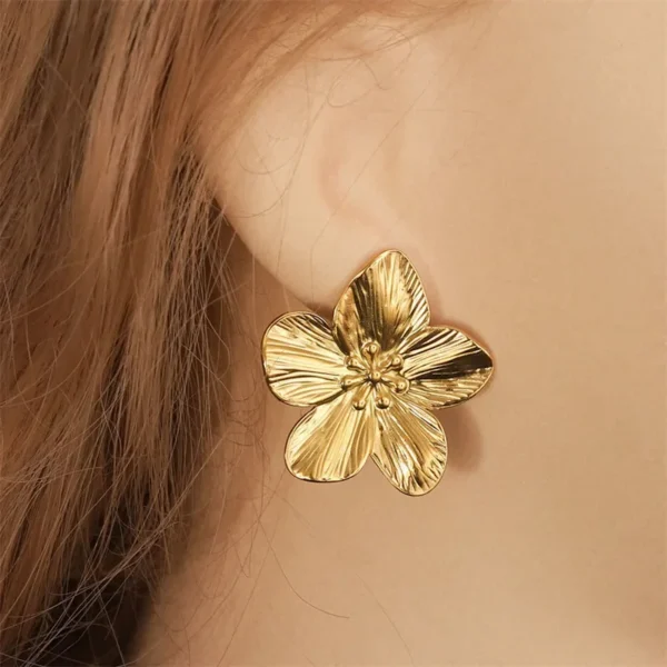 Popular Women's Fashion Earrings Flower Alloy Retro Style Women's Party Accessories Gifts - Image 3