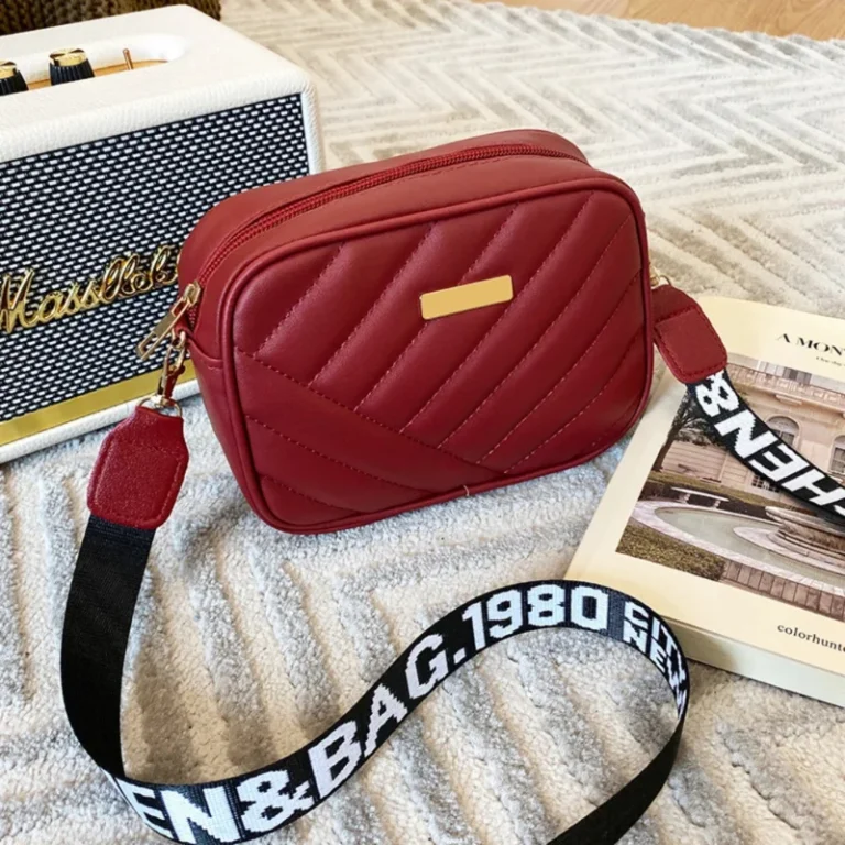 High quality women's PU rolling strip camera bag shoulder bag mobile phone bag casual crossbody bag - Image 4