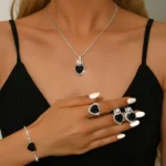 Fashionable Love Diamond Jewelry Set for Women with a Gentle and Luxurious Design Style