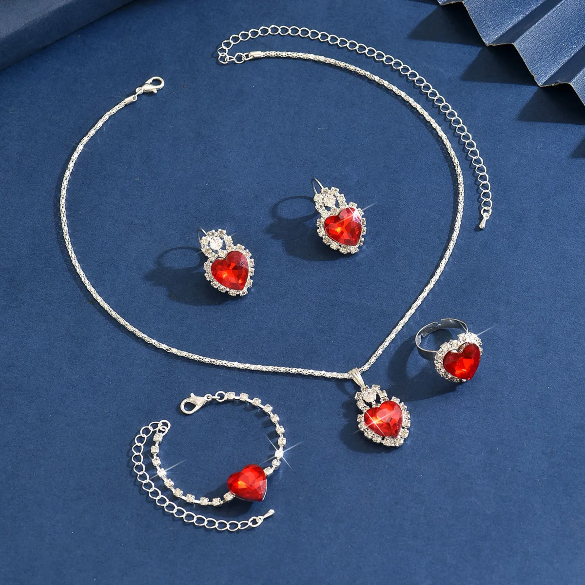Fashionable Love Diamond Jewelry Set for Women with a Gentle and Luxurious Design Style - Image 3