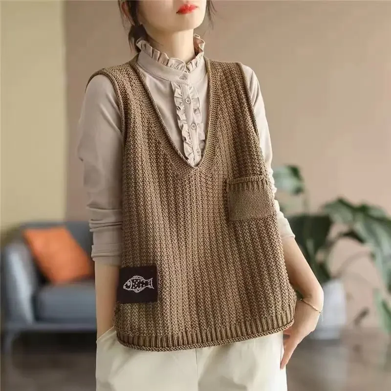Female Sweater Solid Cropped Waistcoat Short Pullover Women's Knitted Vest Clothing Trend 2024 On Offer Formal Casual Fashion - Image 2