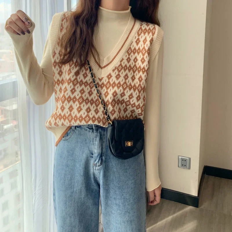 Women Sweater Vest Spring Autumn Fashion Female Casual Loose V-neck Knitted Waistcoat Sleeveless Sweater Pullover Tops Knit Vest - Image 4