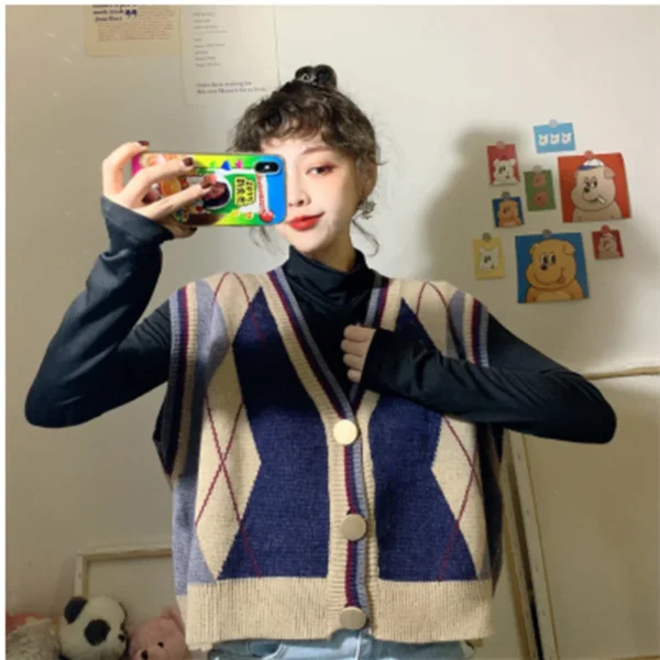 Autumn/winter Korean Knitted Cardigan Vest Casual Loose Outer Vest Retro Diamond Pattern Knitted Tops Sweet Sleeveless Knitwear - Image 5
