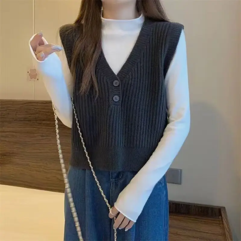 Short Knitted Vest for Women's Spring and Autumn Design Sleeveless V-neck Sweater Japanese Style Is Lazy and Retro - Image 4