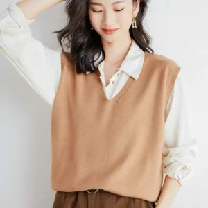 2025 Sweater Vest Spring Autumn Warm Fashin Korean Soft Loose Knit Vest V-neck Knitwear Solid Pullovers Short Style Sweater Vest