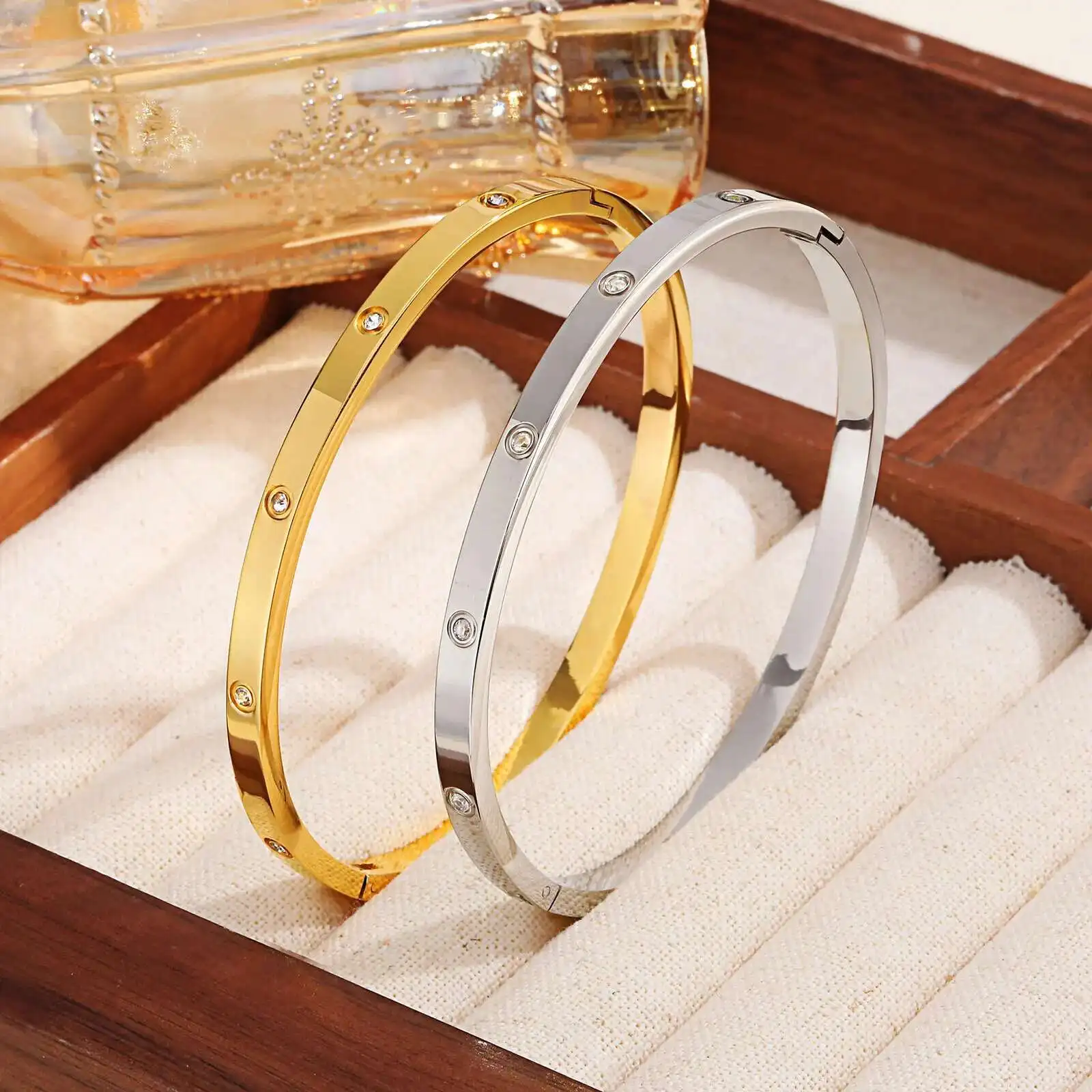 Prjewel Waterproof Luxury Bangles Round Zircon For Women Stainless Steel Wrist Brackets Hand Jewelry Mother's Day Gift