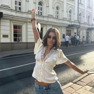 Lace Patchwork Solid Short Sleeve Tops for Women V Neck Sheath Fashion Tees Female Sexy Club T-shirts Elegant Casual Blouse